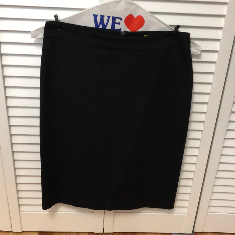Ann Taylor Black Skirt (Pencil & Lined)